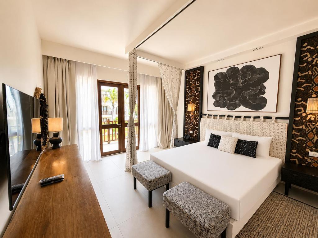 Sandies Nungwi room to publish