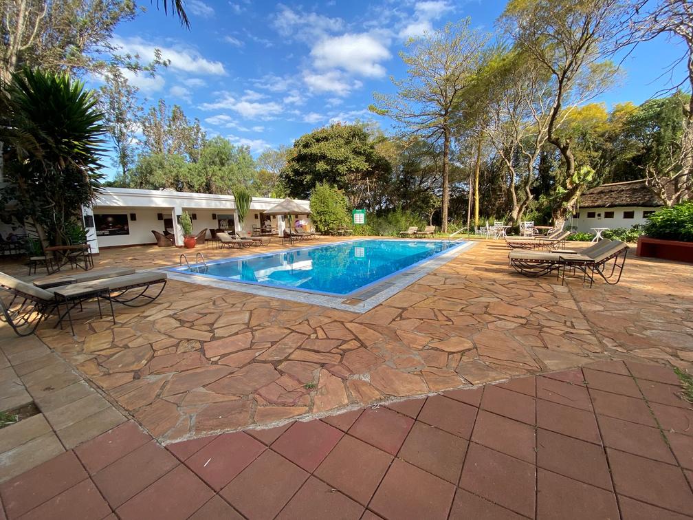 ngorongoro fram house swimming pool