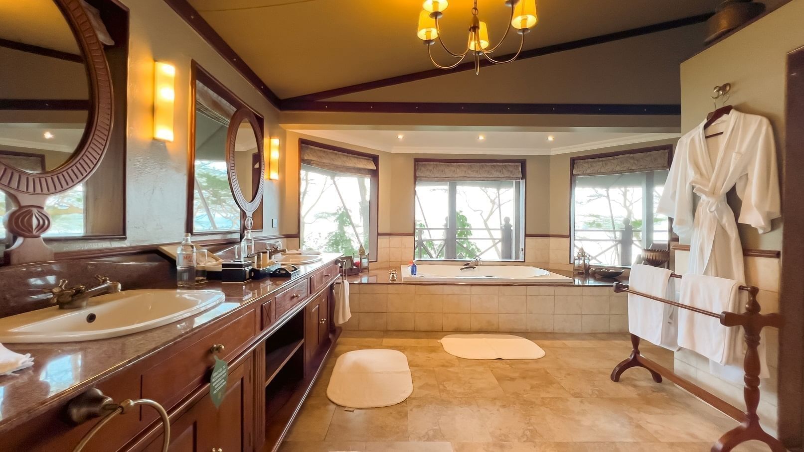 Lake Elmenteita Serena Camp flamingo suite